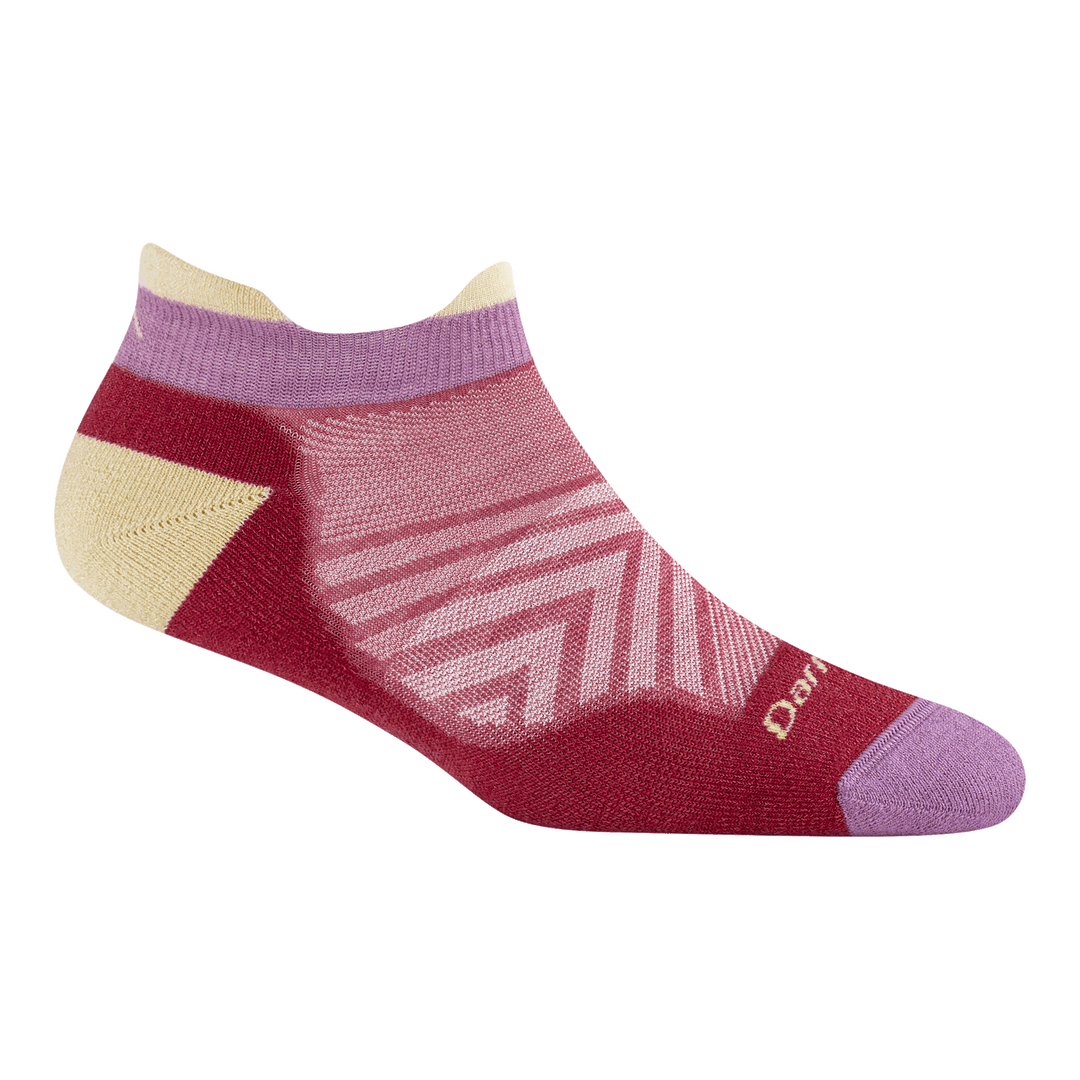 1047 ultra-light no show run in cranberry colorway featuring a berry body with lavender toe and yellow heel/toe/logo