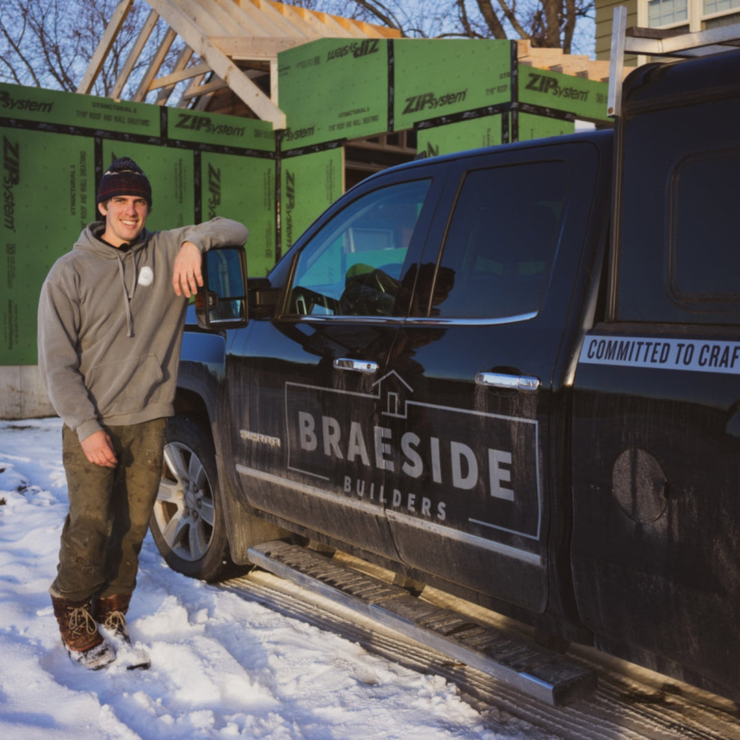 Winter Work Socks: How to Keep Your Feet Warm Working Outside