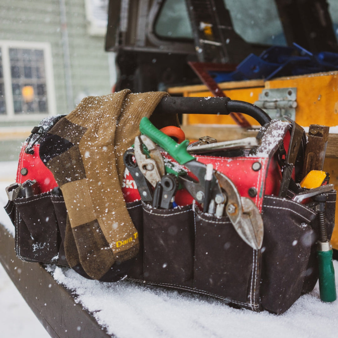 Outdoor Work Socks for Extreme Conditions: Heat, Cold, and Industrial Environments