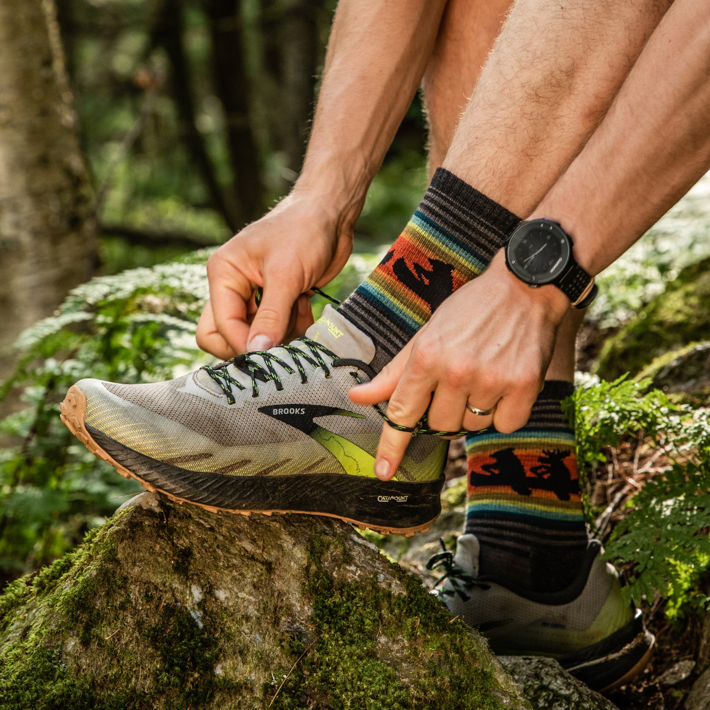 Men's Willoughby Micro Crew Hiking Socks – Darn Tough