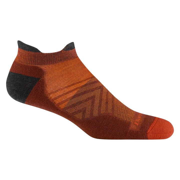 1039 men's no show tab running sock in chestnut brown with orange toe and black heel and tab accents