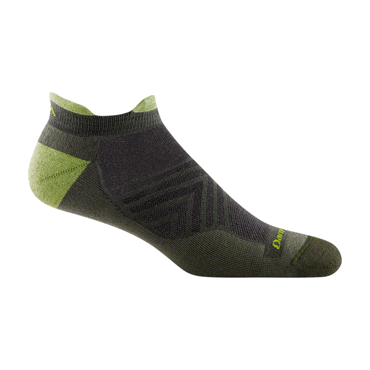  1039 men's no show tab running sock in fatigue green with olive green toe and medium green heel and tab accents