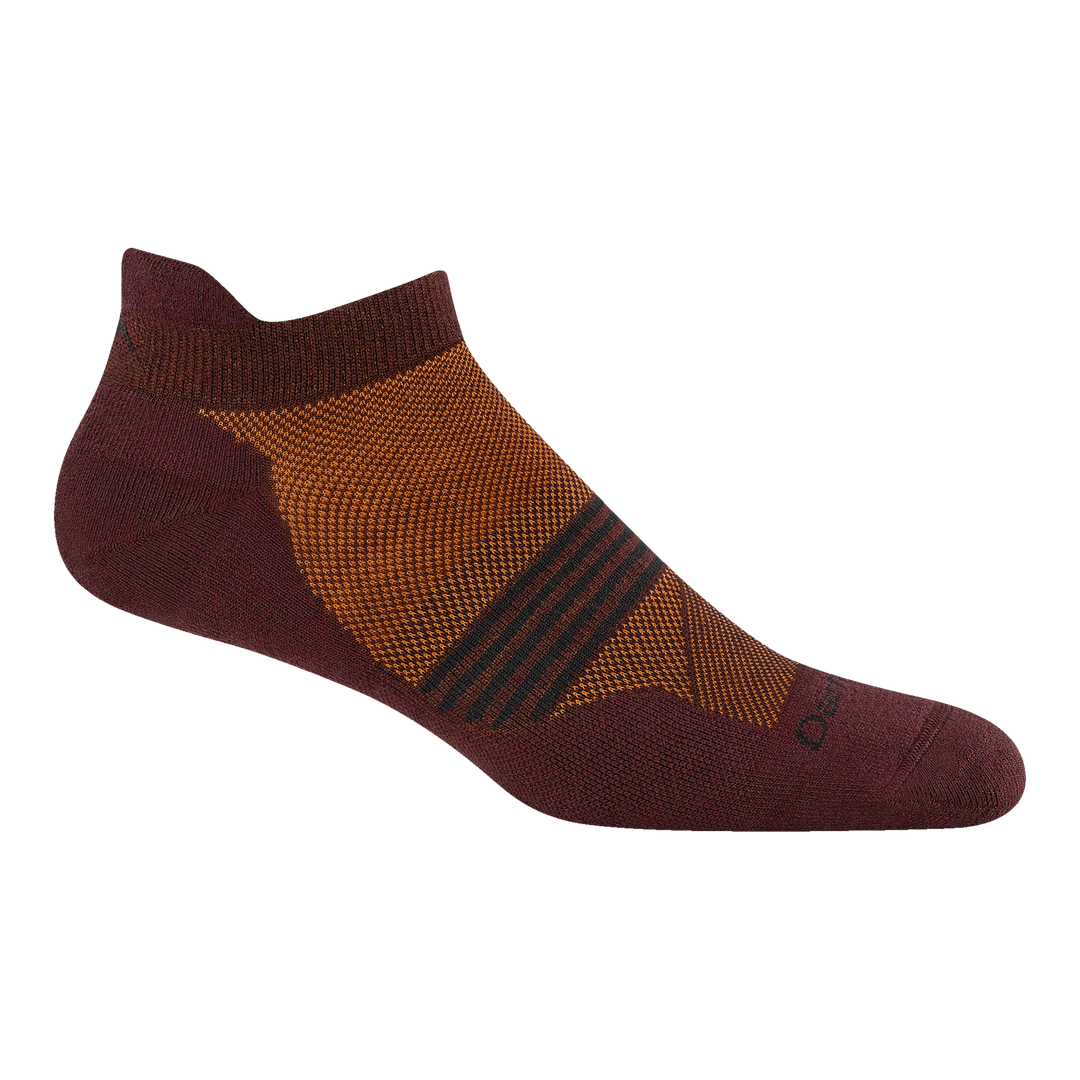 1116 men's element no show running sock in Garnet with black forefoot striping