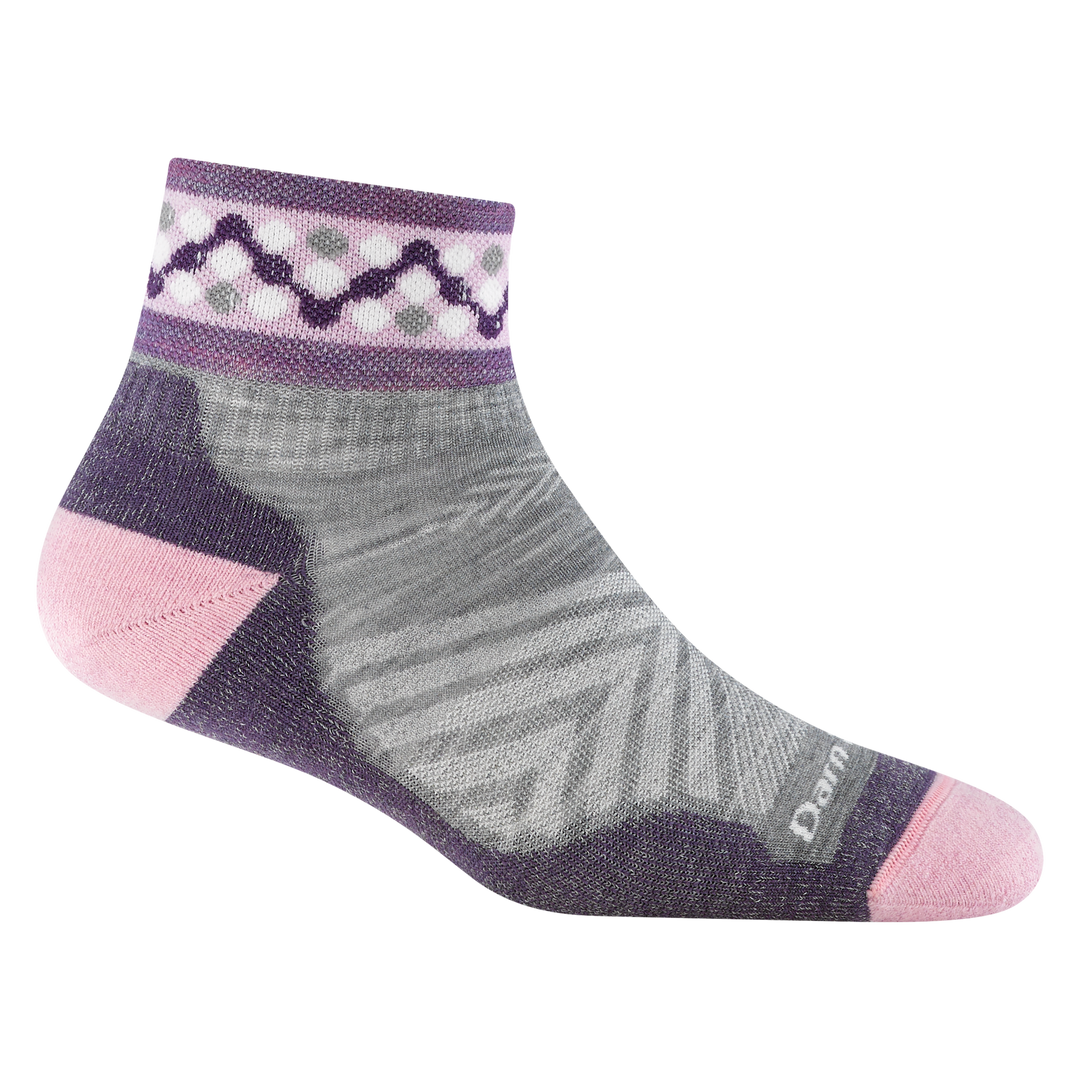 1200 Ricrack plum ultra lightweight Quarter running sock with gray body and pink heel/toe with a purple accents