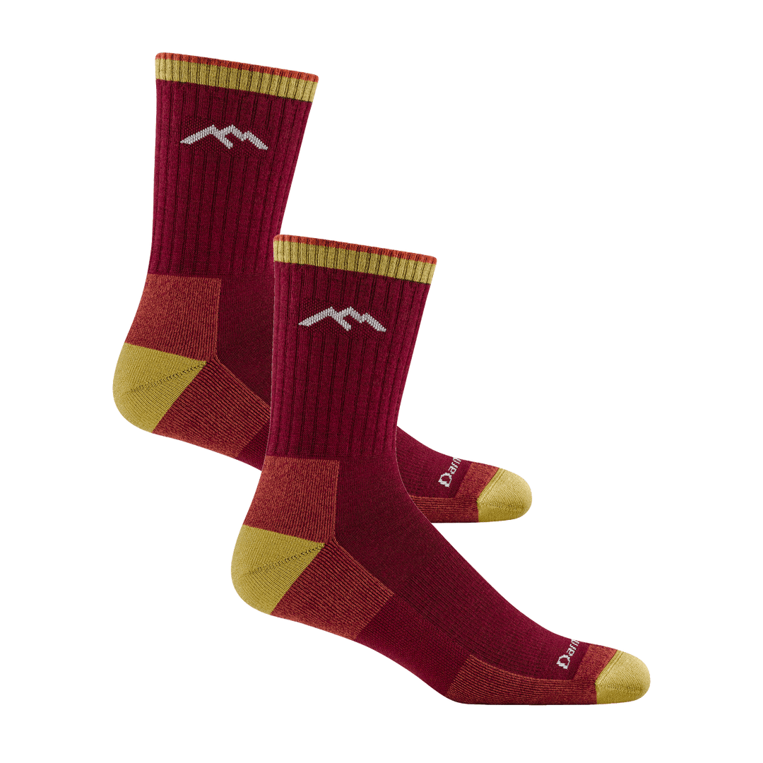Bundle shot of 1466 sock in burgundy colorway