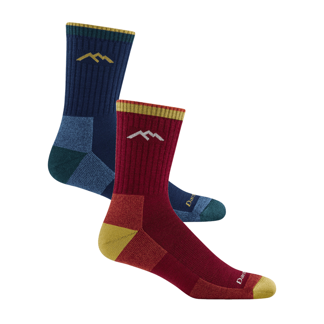 Bundle shot of 1466 sock in Ink and Burgundy colorways