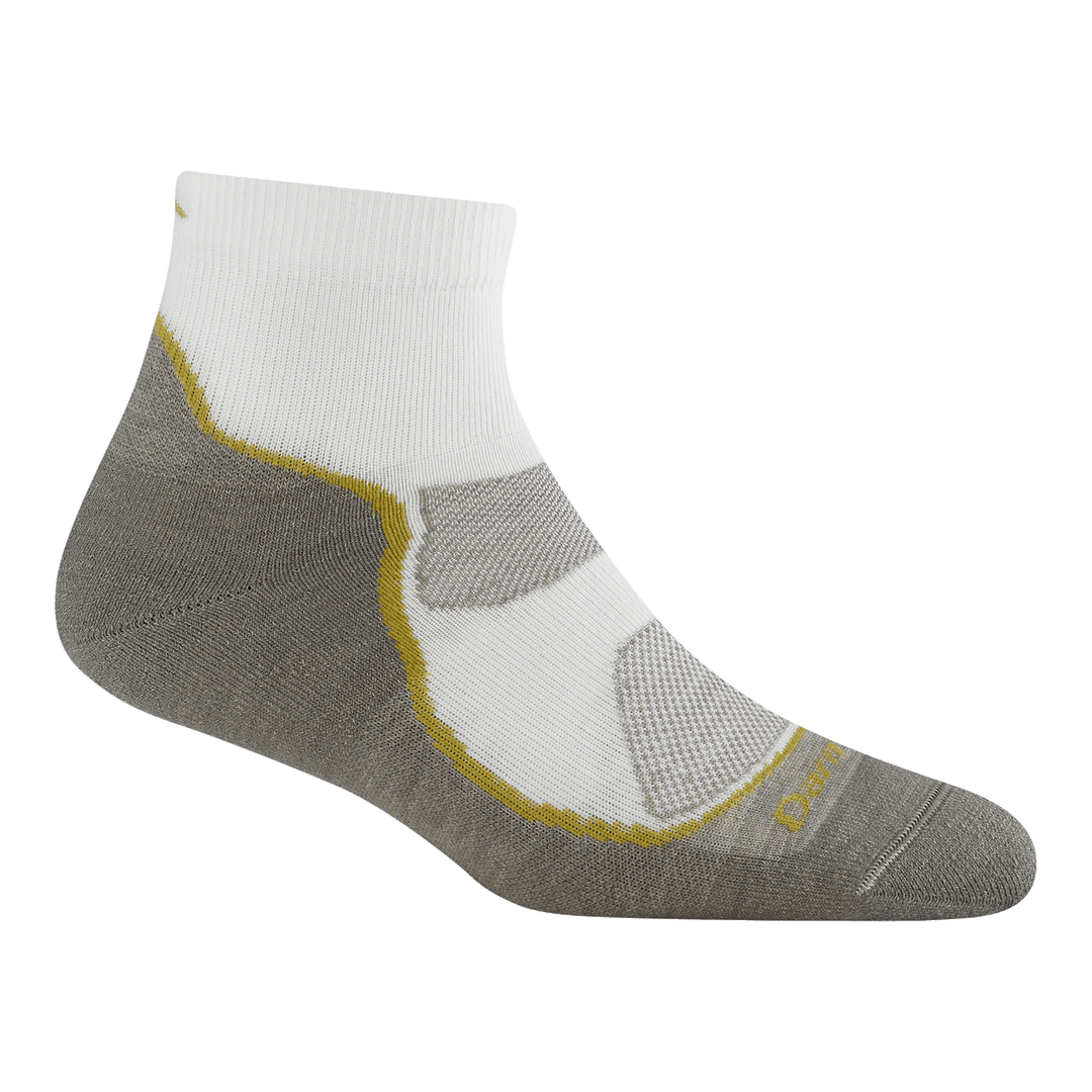 Darn Tough, brand website product image