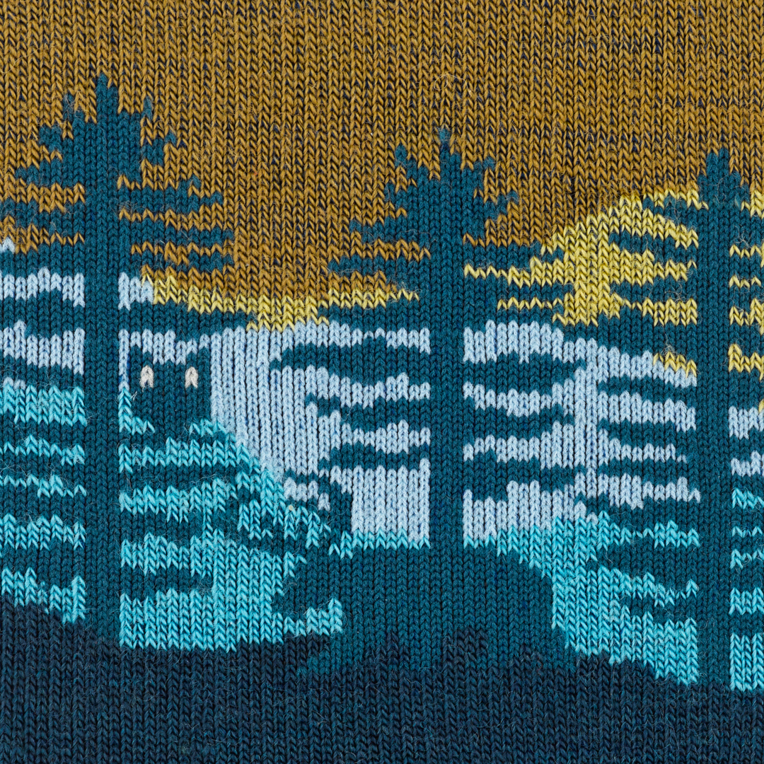 Call out detail image of the of the 5013 Dark Teal front image of the forest with an owl and moose 