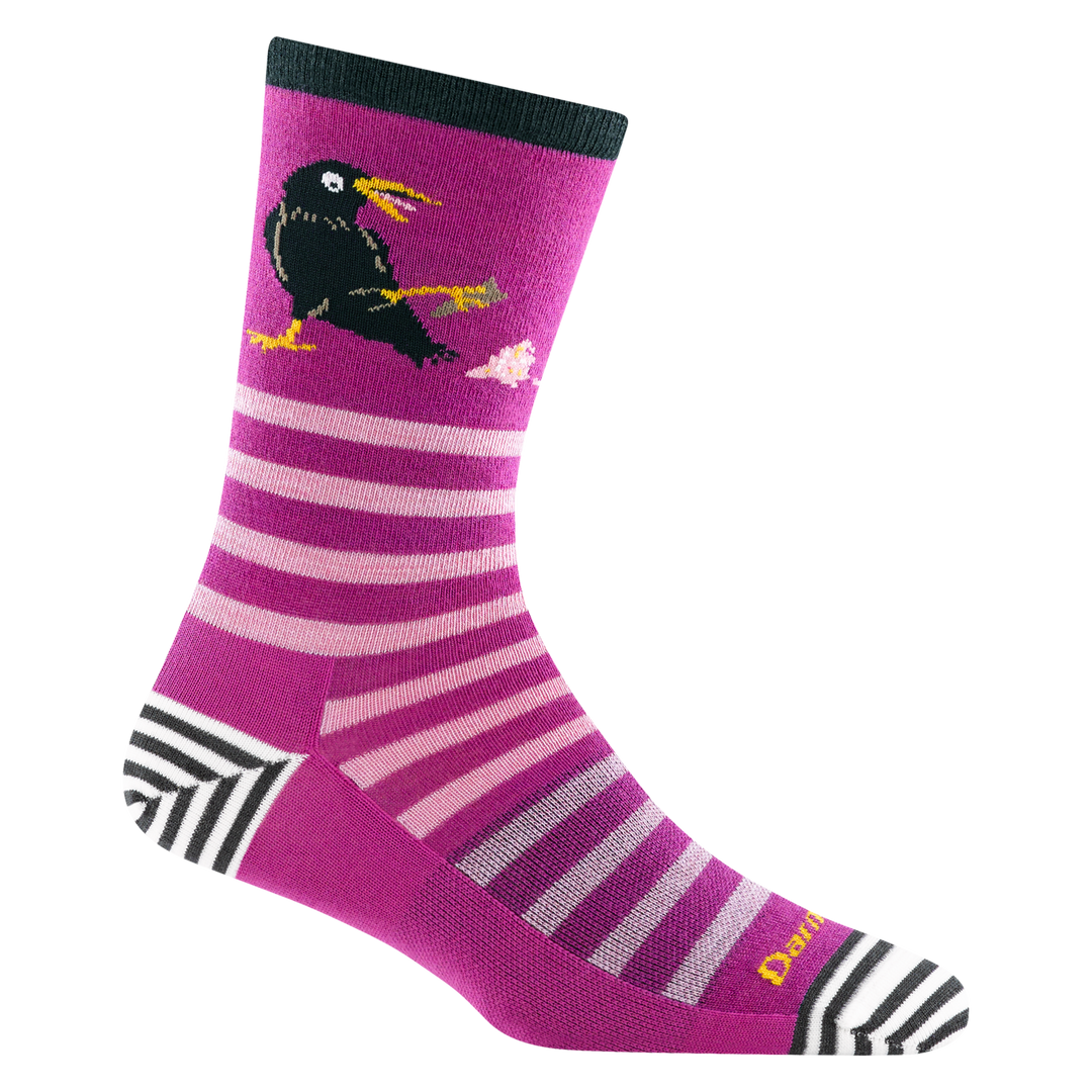 6037 women's animal haus crew lifestyle sock in clover with striped toe/heel accents and a crow that dropped it ice cream 