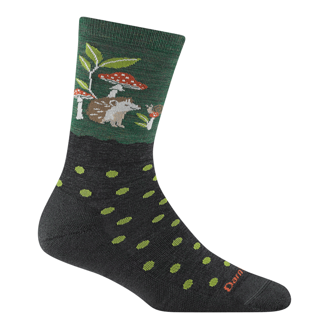 Reverse 6105 Wild life crew in hedgehog moss featuring a hedgehog talking with a snail under mushrooms 