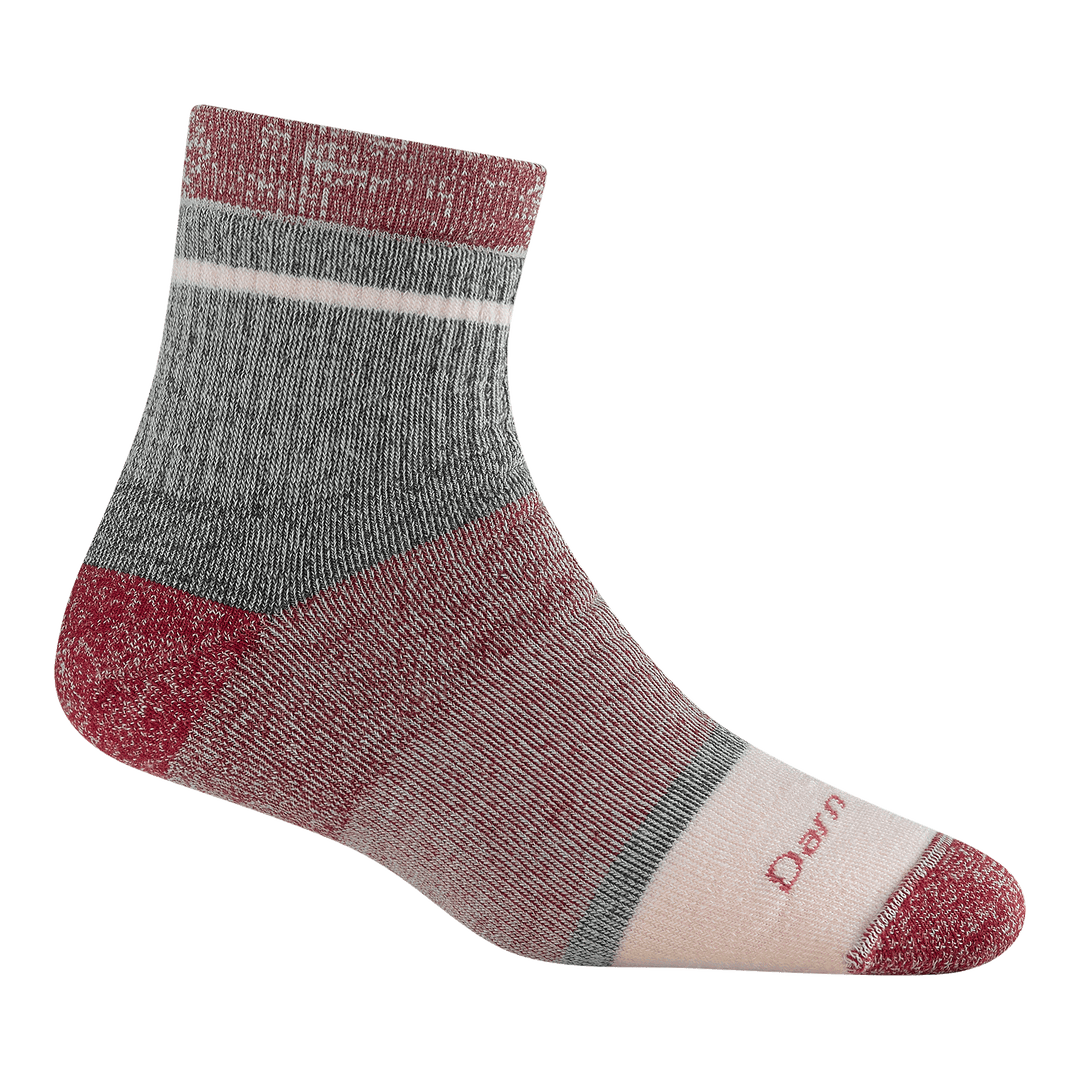 Women's shorty apres heavyweight sock in spice colorway.Red body with heel/toe red/heather middle body with light pink toe block and green ankle.