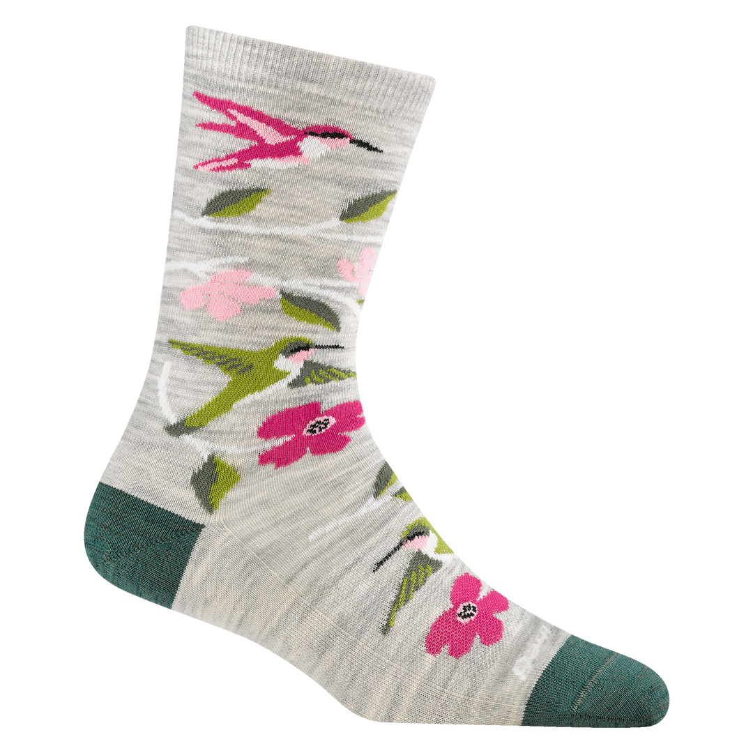 6121 birds of a feather crew lightweight lifestyle in ash featuring hummingbirds and flowers with gray body and green heel/toe