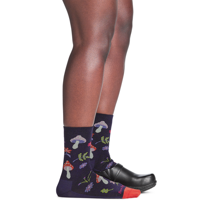 on model image back foot in clog wearing the 6133 shroom bloom lifestyle crew sock in blackberry colorway