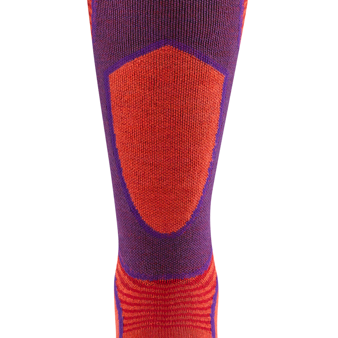 Close up of the front shin pad on the 8038 Outer Limits Nightshade
