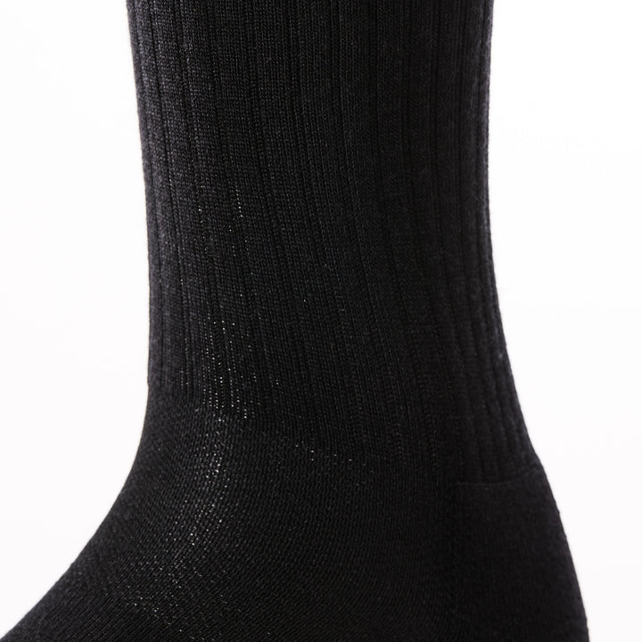 close up of performance fit ribbed cuff on mens 6157 The Standard Micro Crew Lightweight with Cushion in black