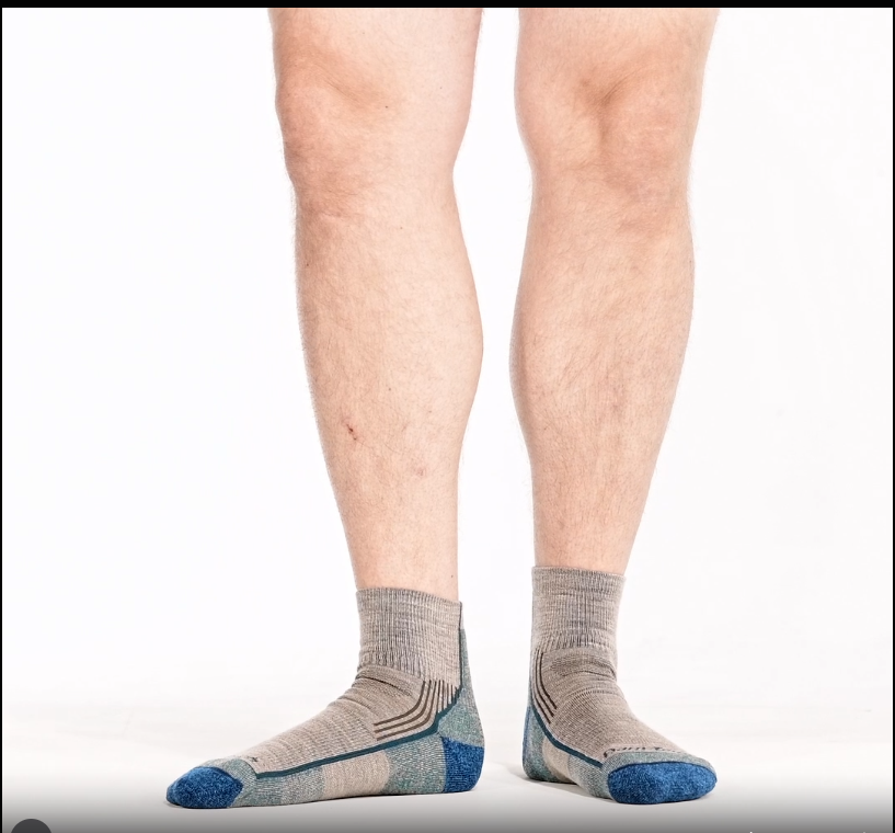 Men's Hiker Quarter Midweight Hiking Socks